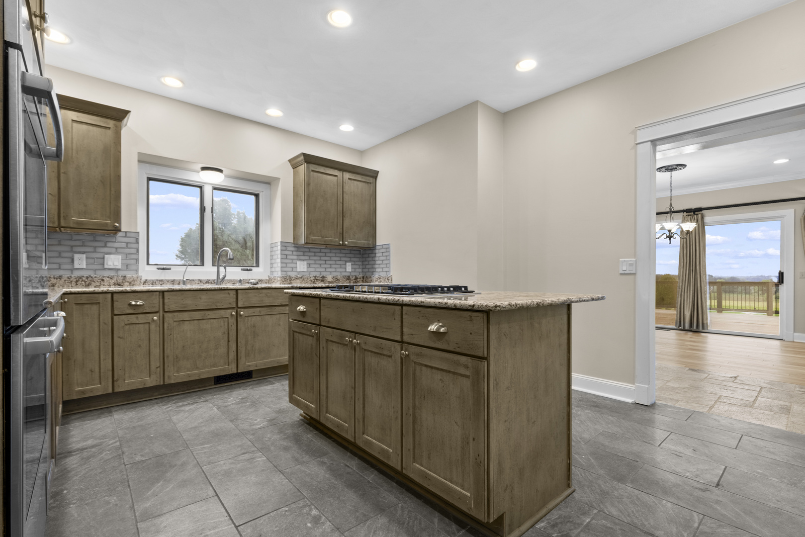 14949 Saunders Road Property Photo 16