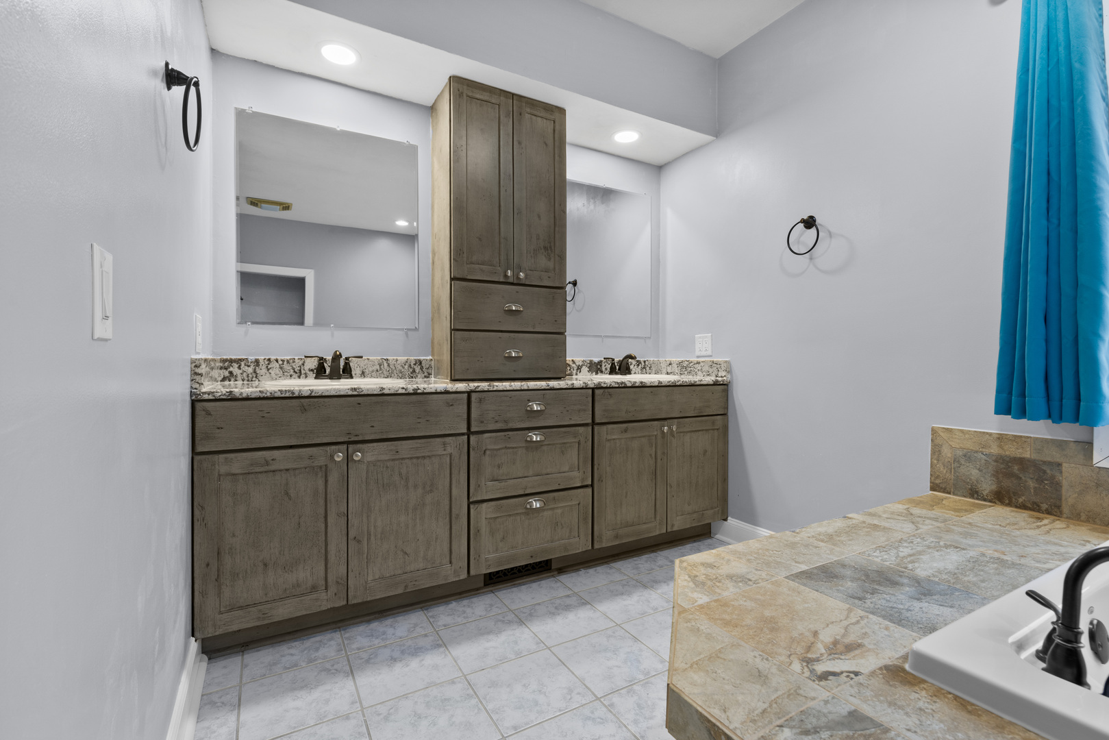 14949 Saunders Road Property Photo 26