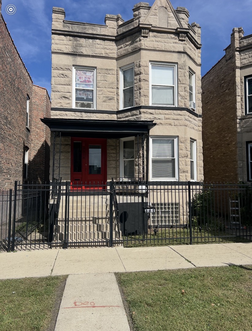 3318 W Flournoy Street Property Photo 1