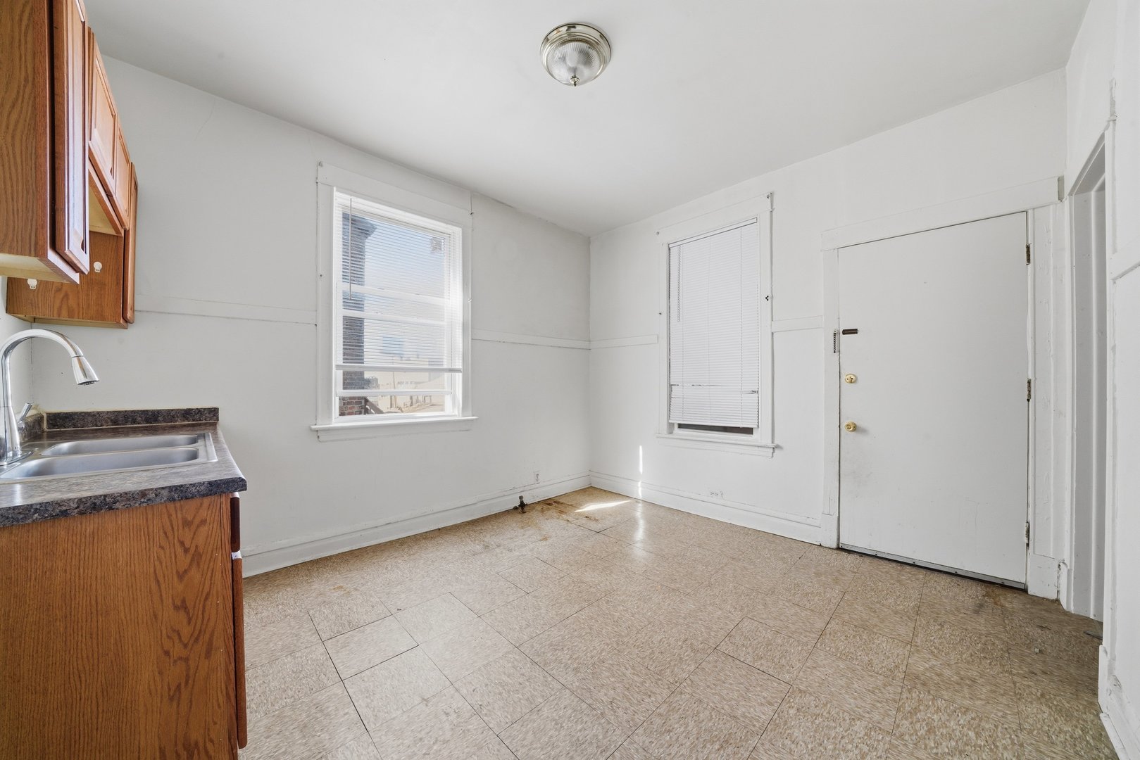 3318 W Flournoy Street Property Photo 10