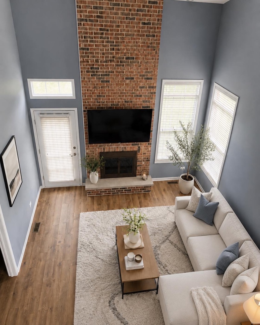 1121 Loganbury Court Property Photo 18