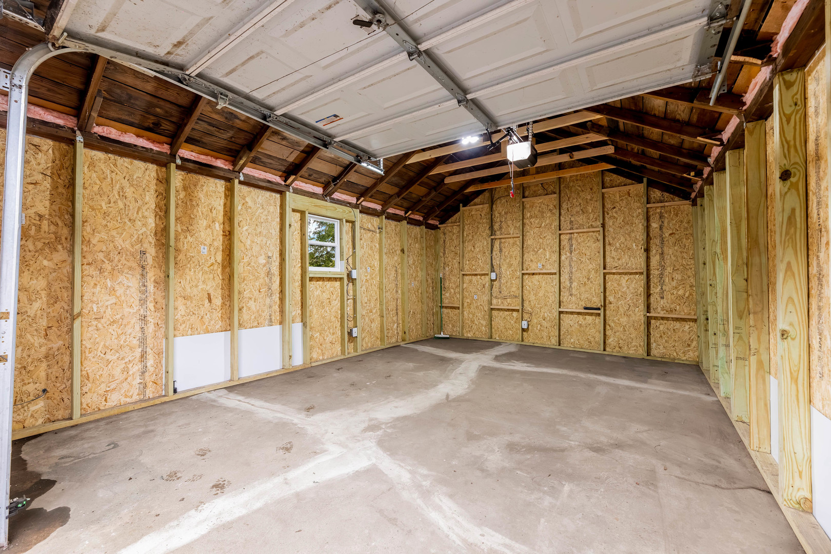1135 E Galena Boulevard Property Photo 19