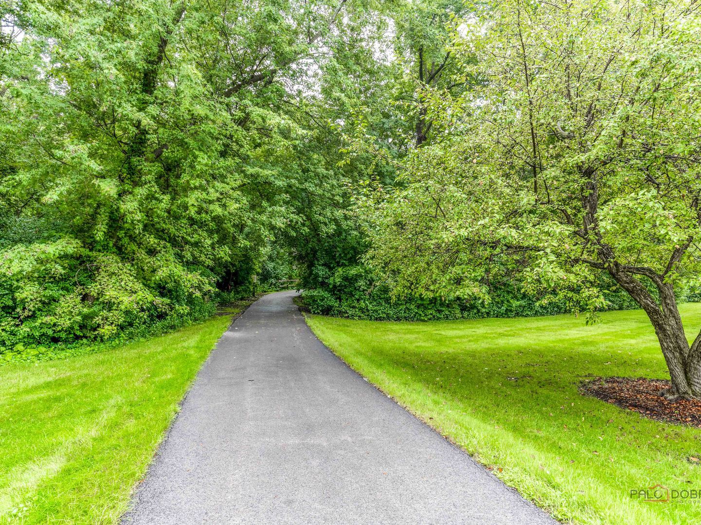230 Parktrail Court Property Photo 4