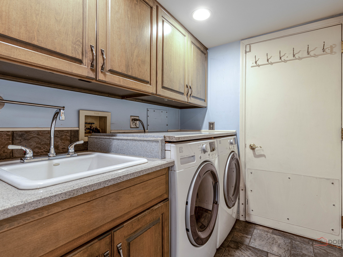 230 Parktrail Court Property Photo 18