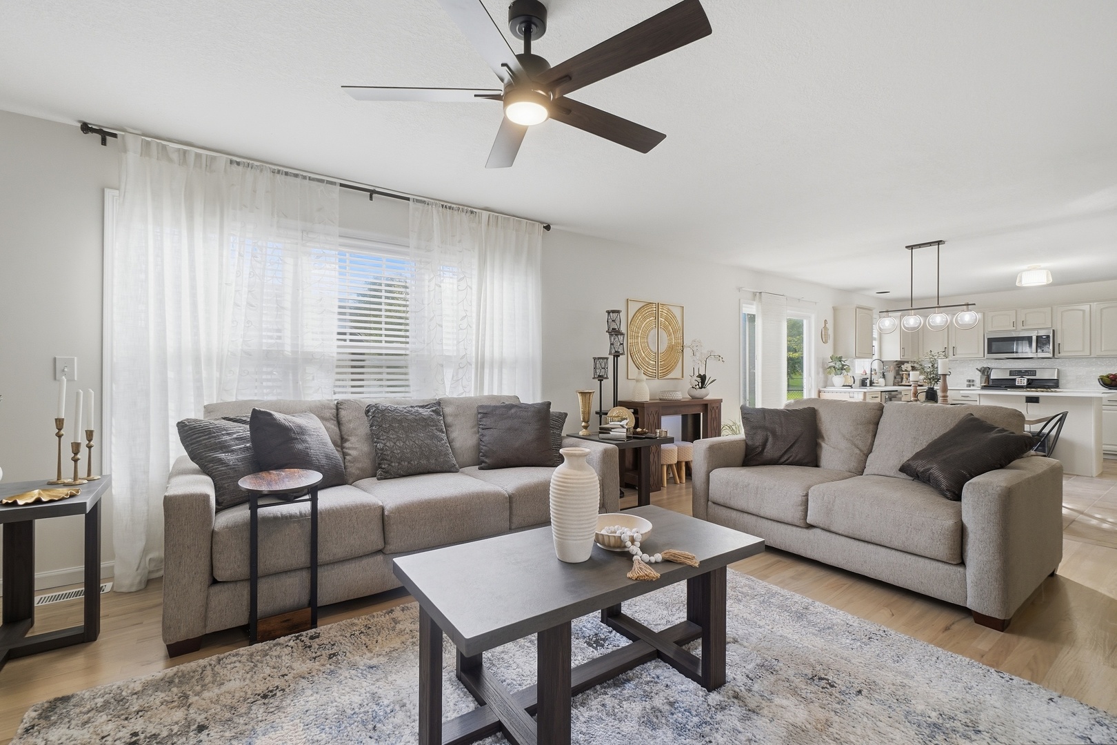 11032 N Serene Boulevard Property Photo 8