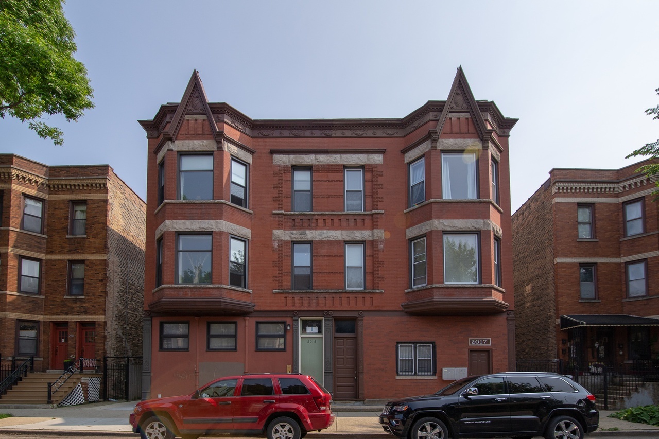 2017 W Ohio Street 2F Property Photo 1