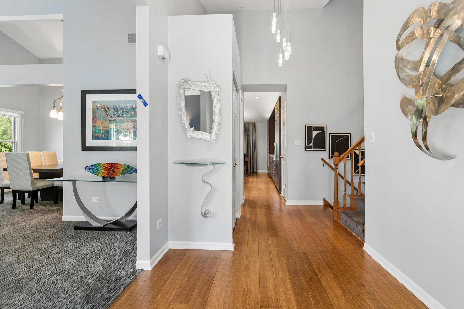 467 Thorndale Drive Property Photo 3