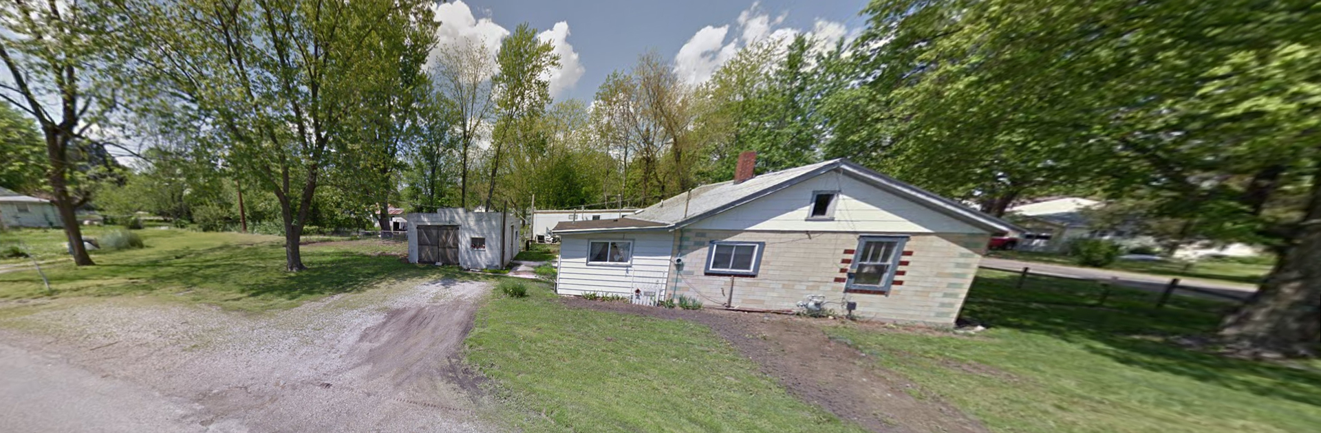 1613 S Central Avenue Property Photo 1