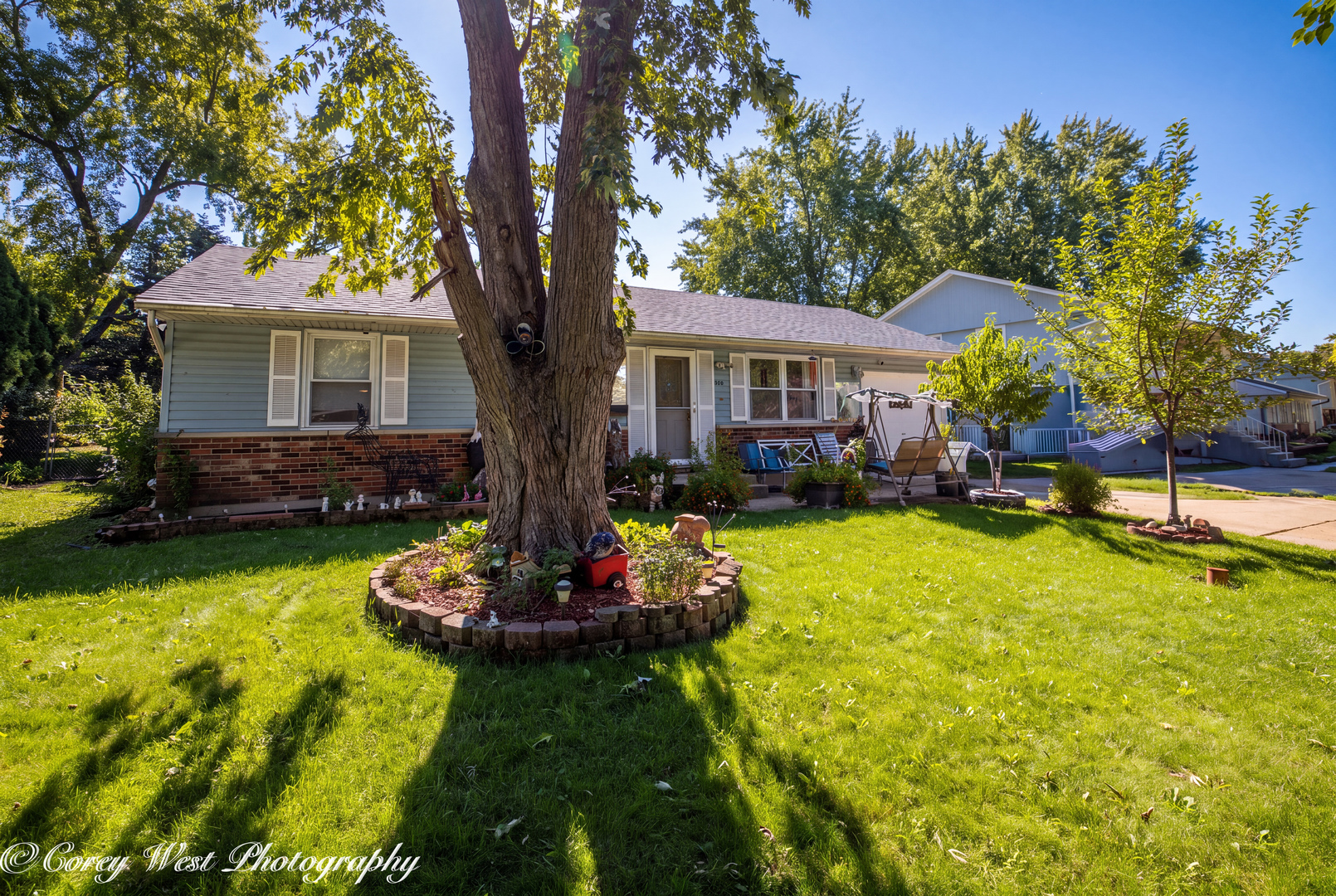 806 N Stowell Avenue Property Photo 3