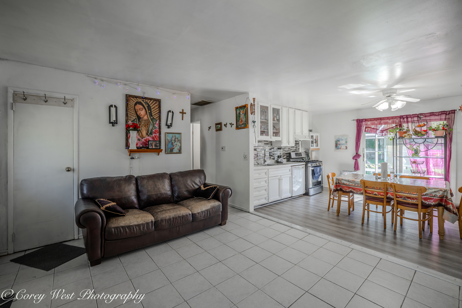 806 N Stowell Avenue Property Photo 10