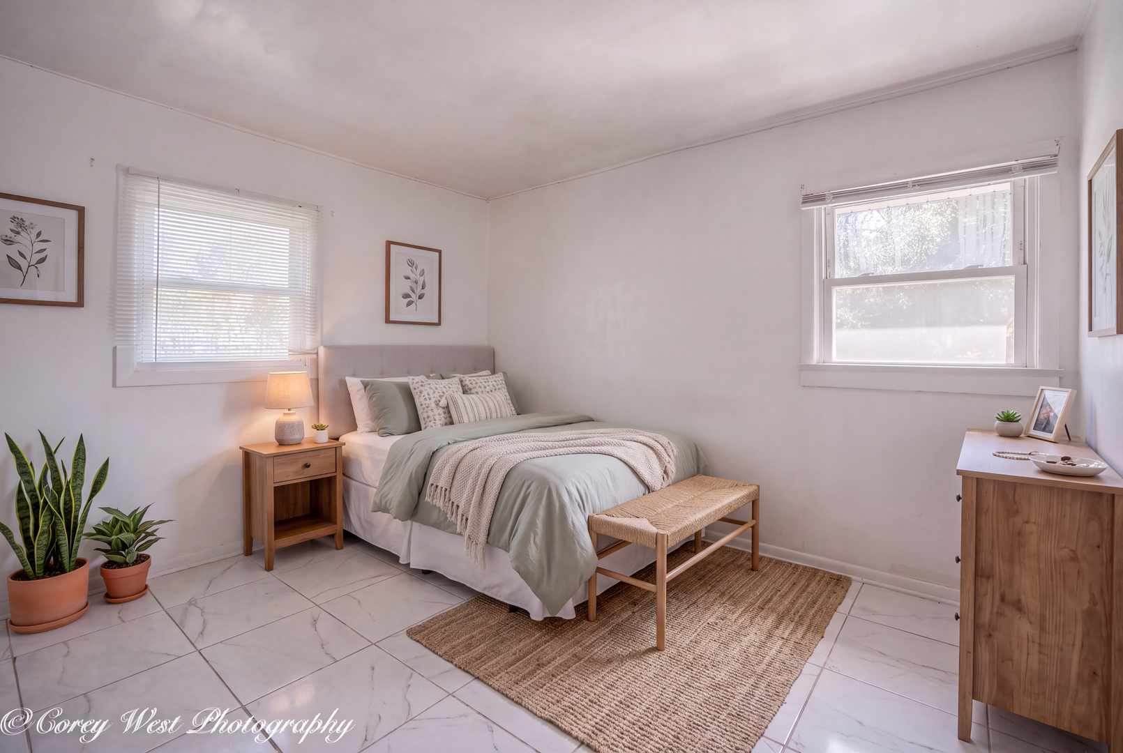806 N Stowell Avenue Property Photo 14