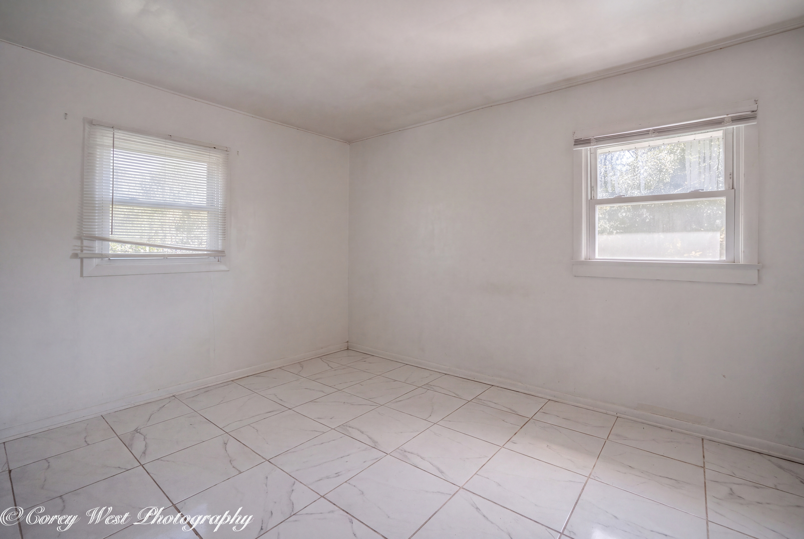 806 N Stowell Avenue Property Photo 15