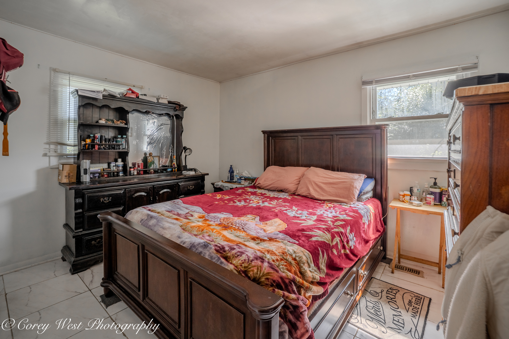 806 N Stowell Avenue Property Photo 16