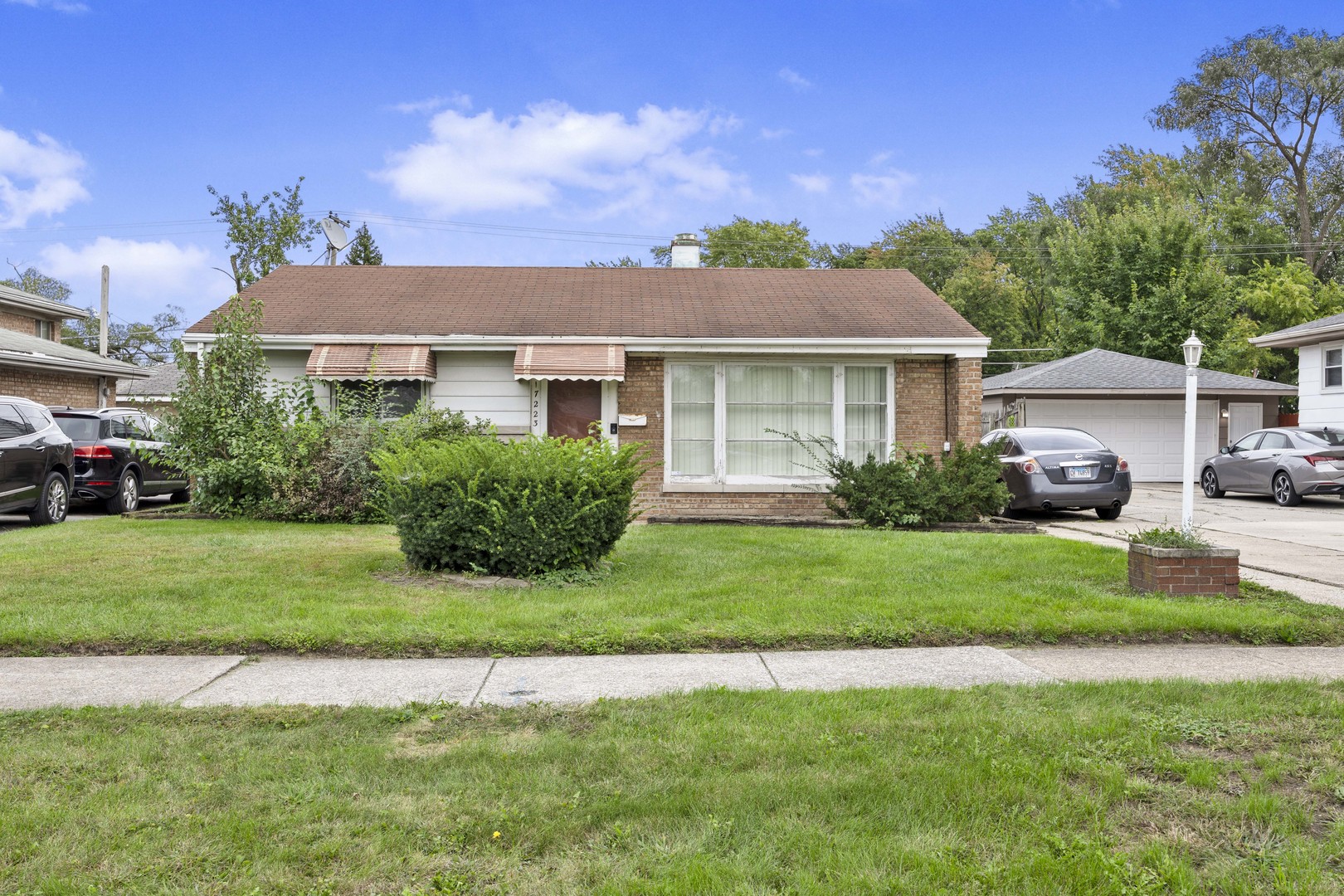 17223 Burnham Avenue Property Photo 1