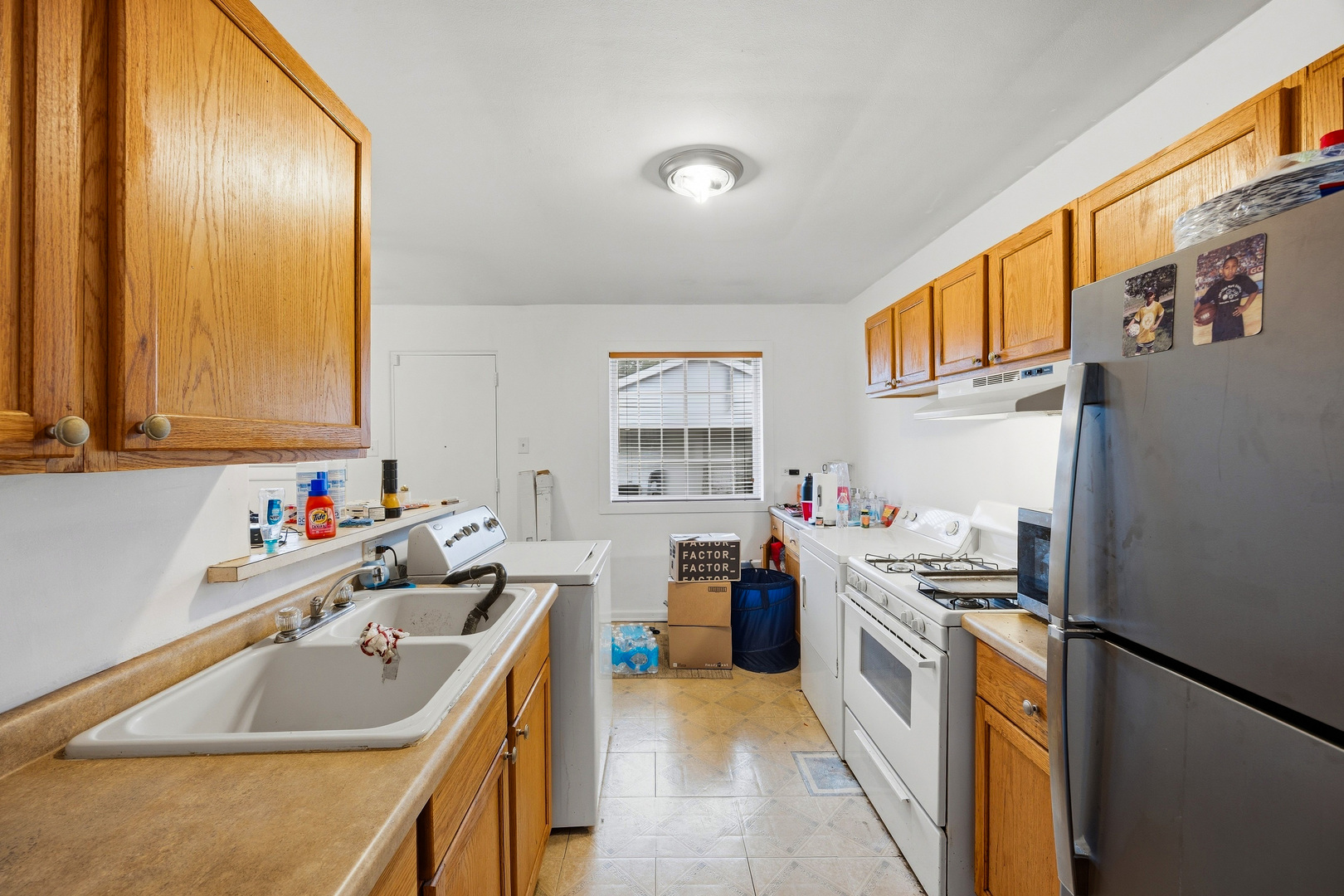 17223 Burnham Avenue Property Photo 2