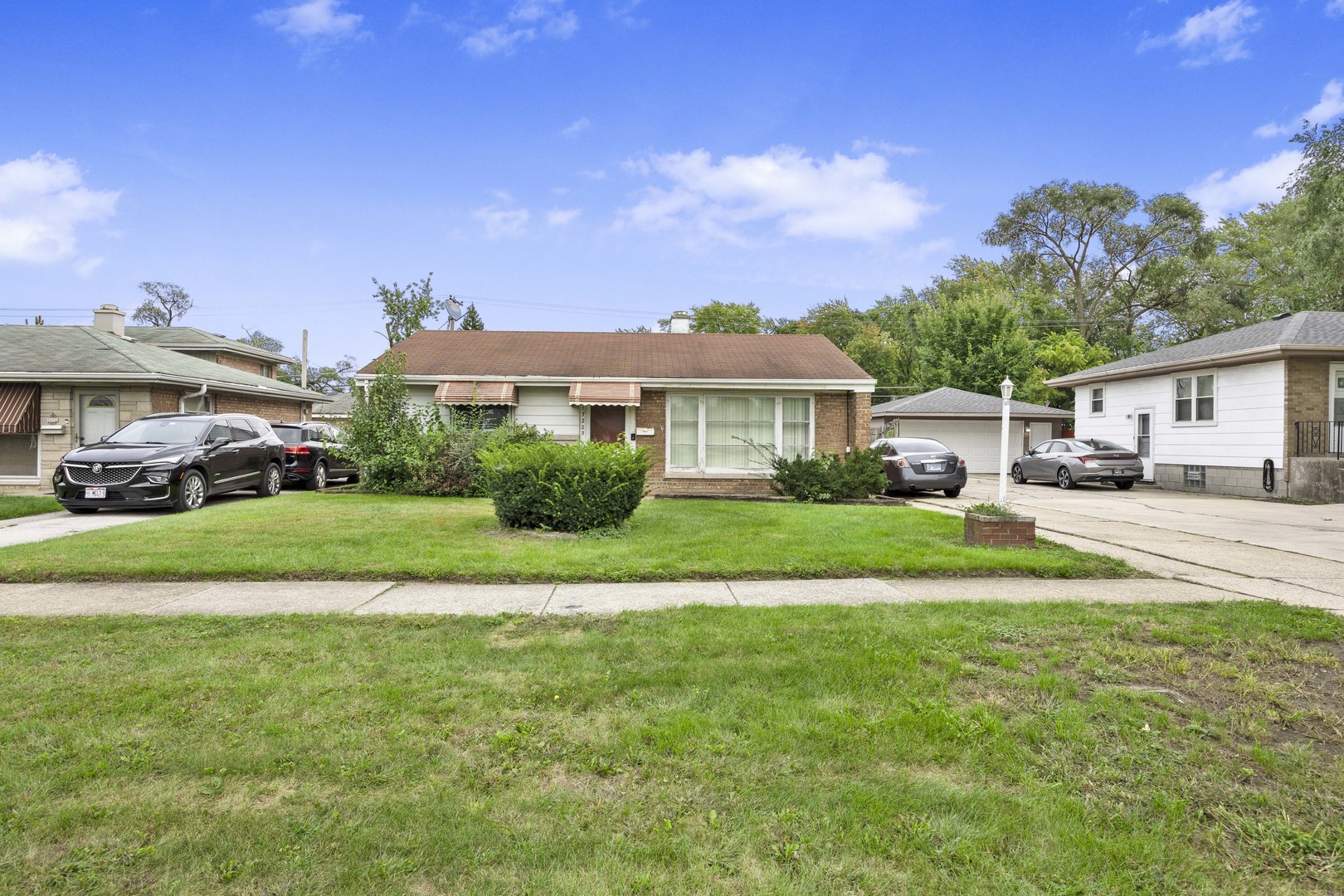 17223 Burnham Avenue Property Photo 18