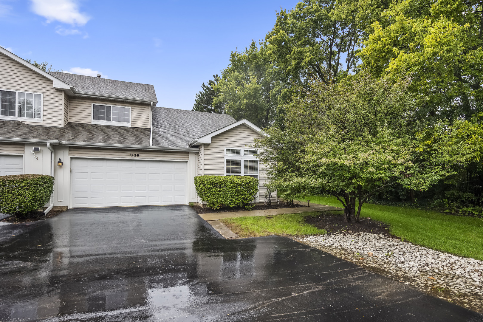 1729 Waterford Road Property Photo 1