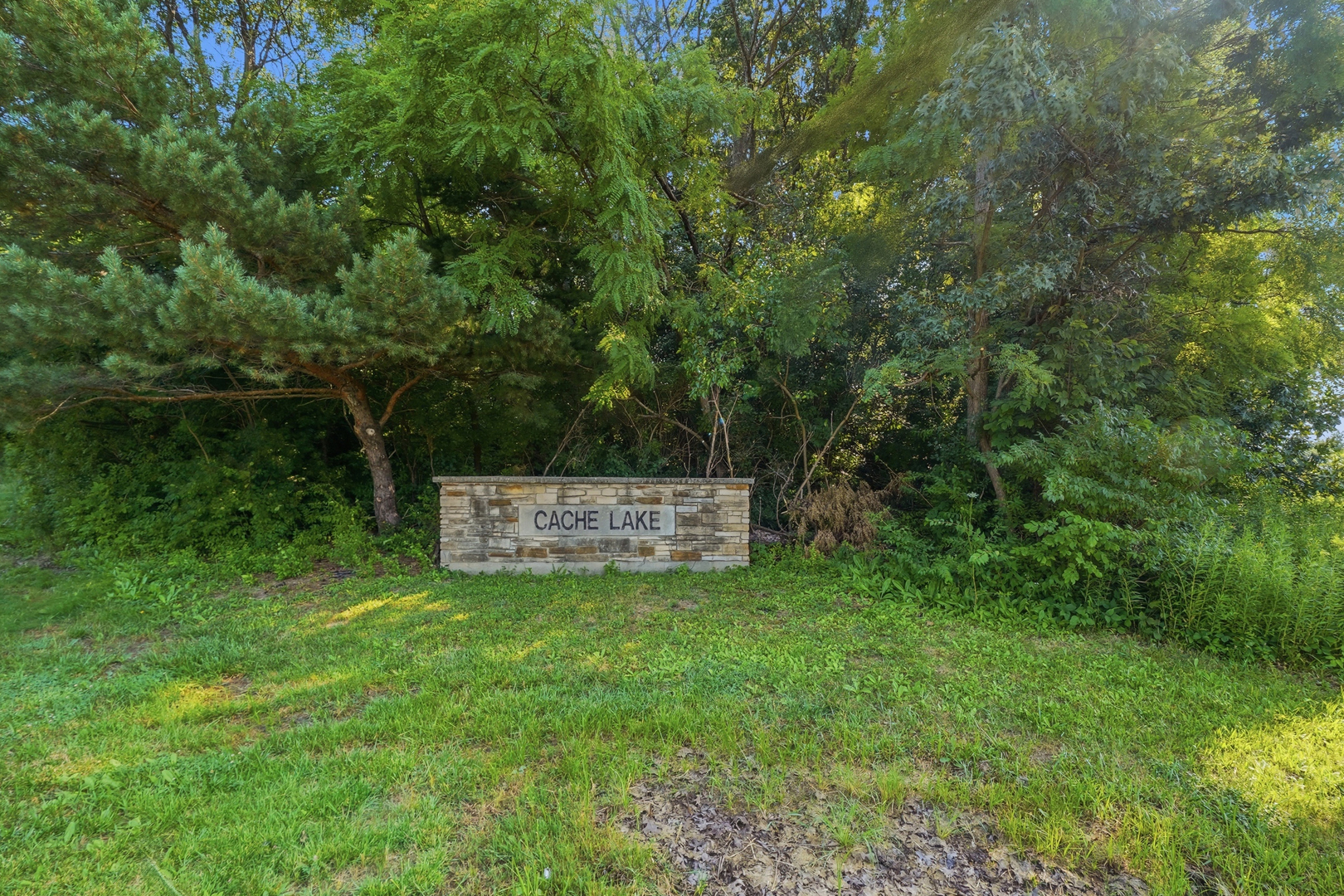1365 Gordon Lane Property Photo 11