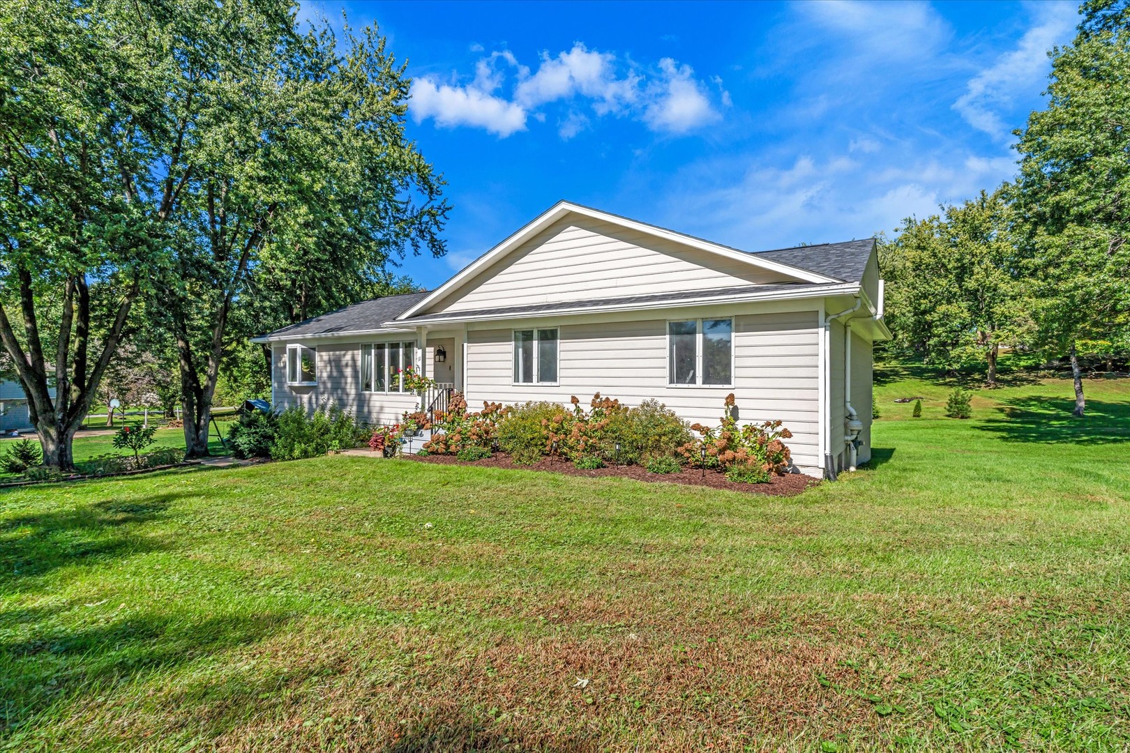11 Brookside Court Property Photo 4