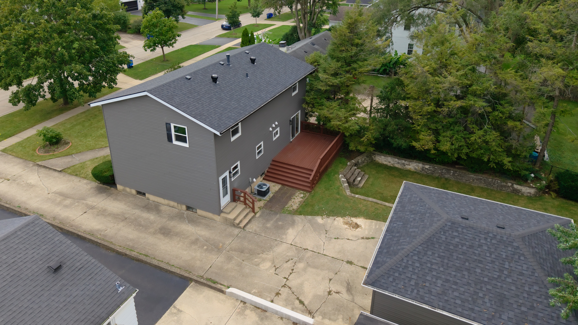 829 E Evergreen Street Property Photo 6