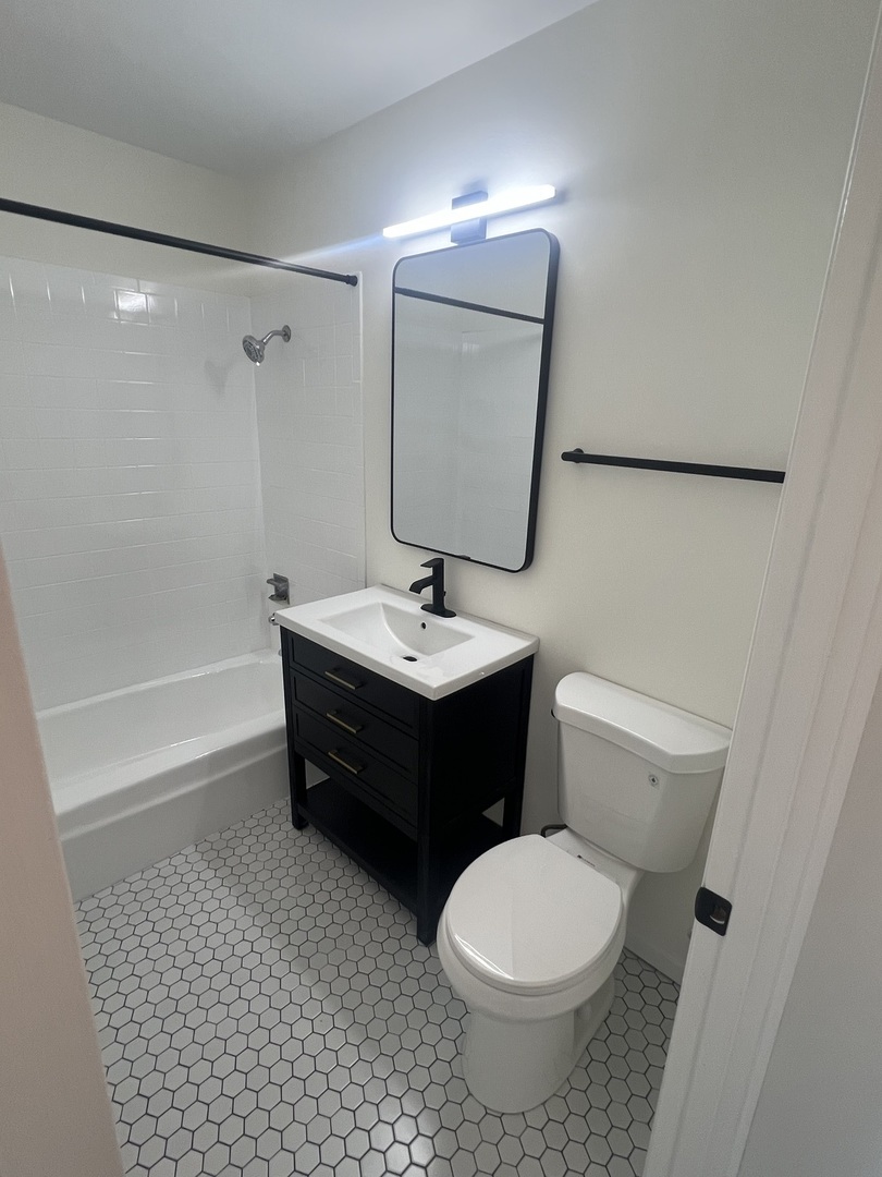 8541 Lotus Avenue 916 Property Photo 7