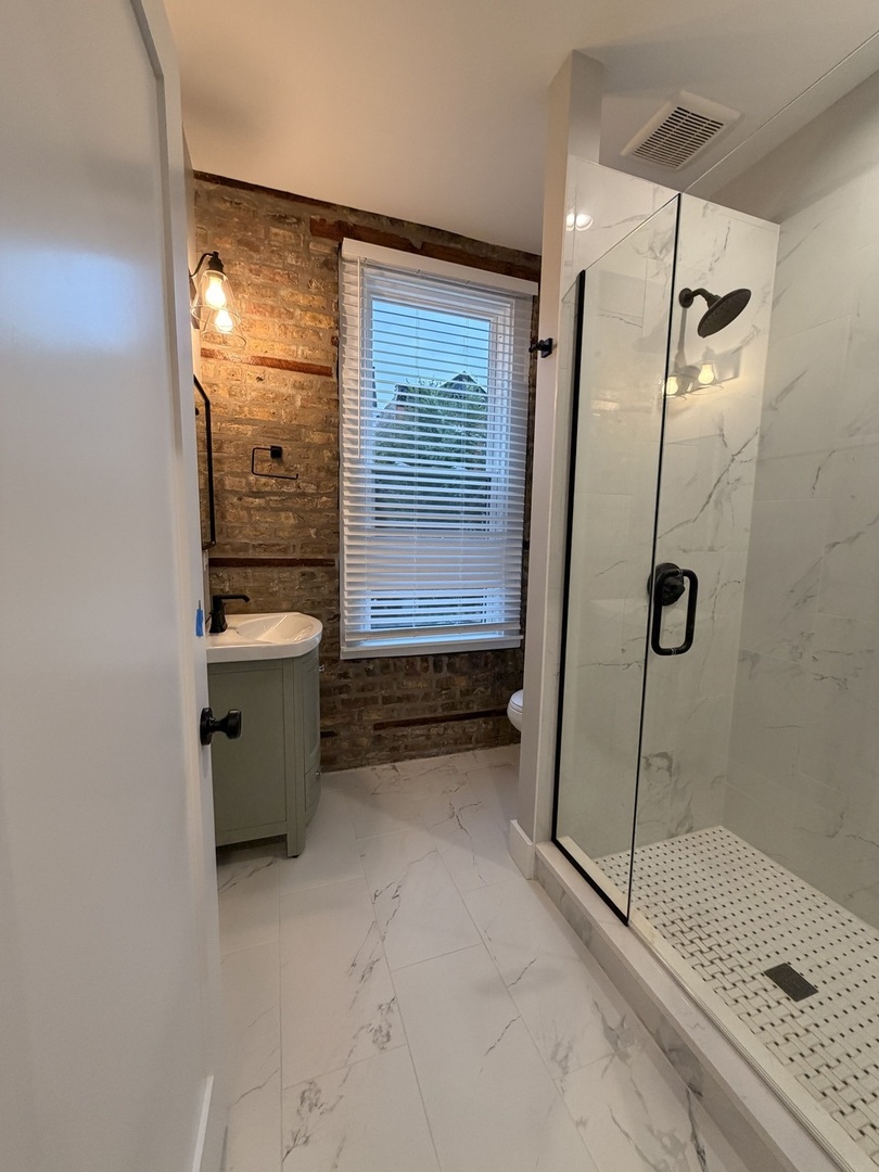 2227 W 21st Street 2f Property Photo 6
