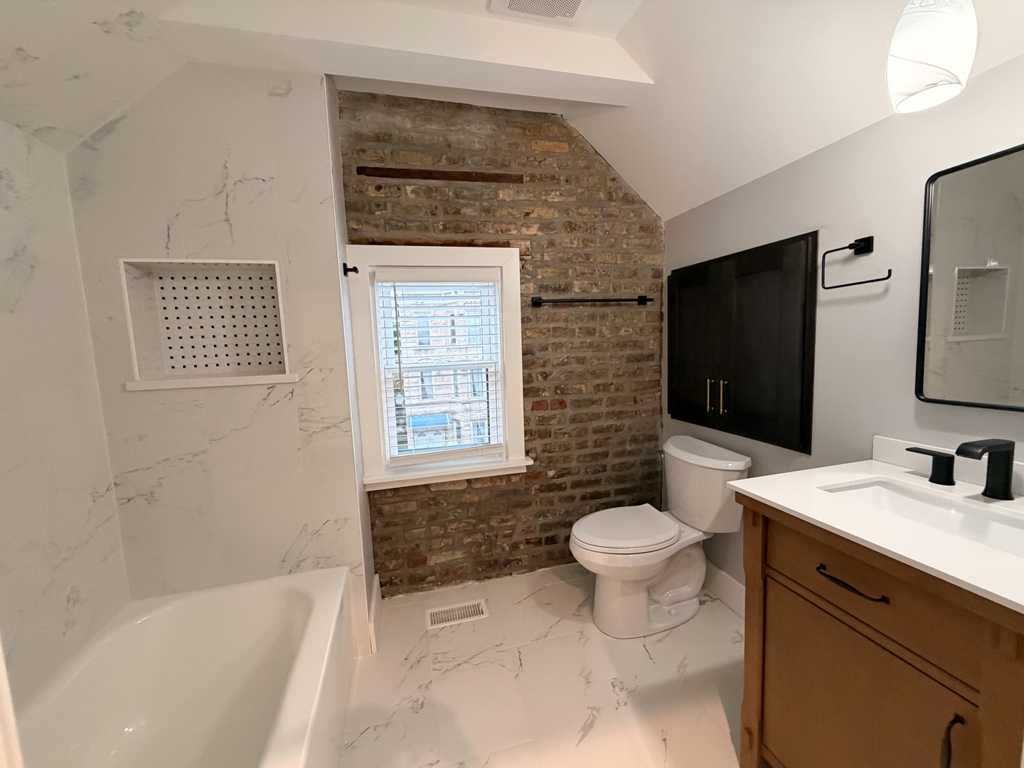 2227 W 21st Street 2f Property Photo 10