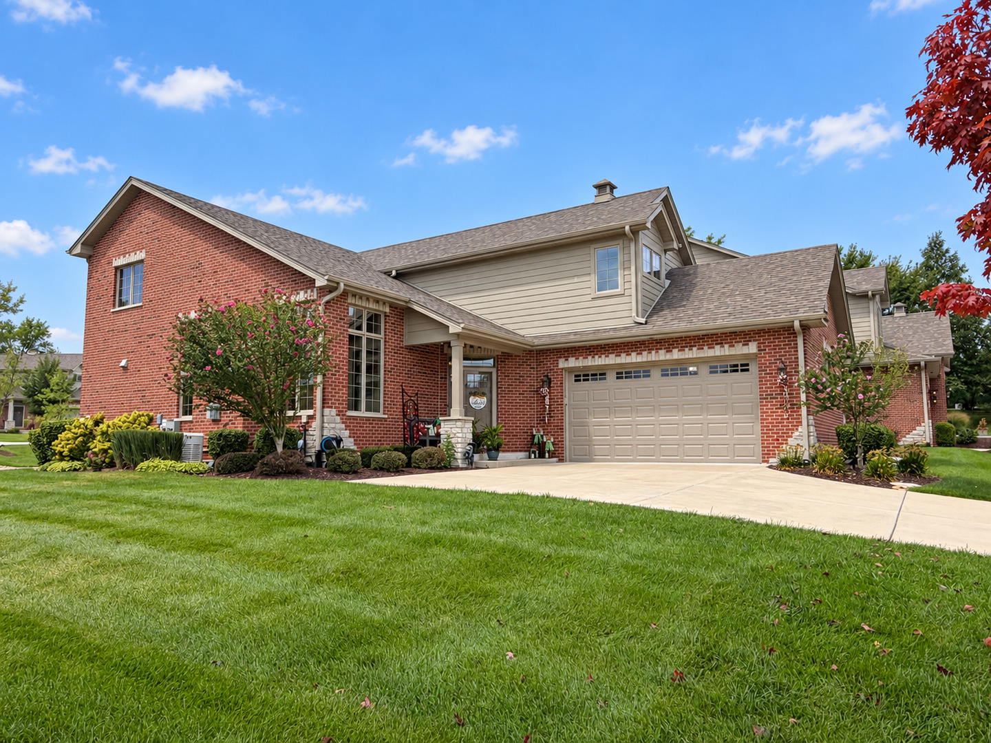 9243 Cloister Court Property Photo 3