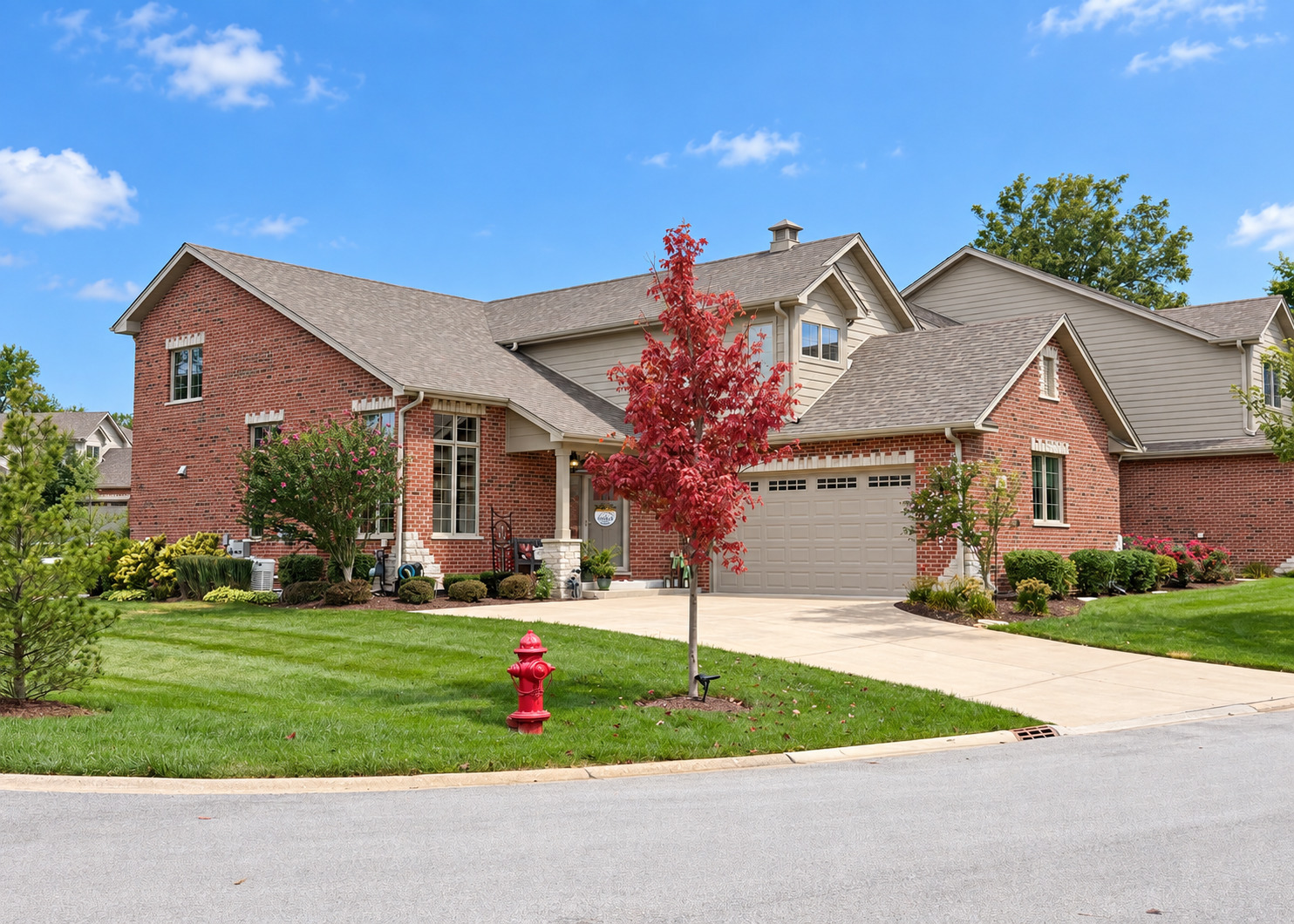 9243 Cloister Court Property Photo 5