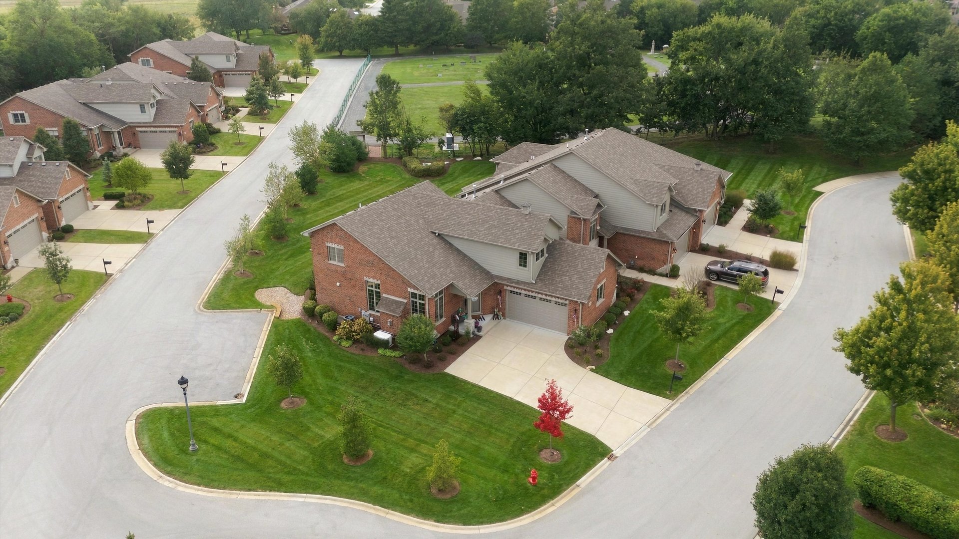 9243 Cloister Court Property Photo 7
