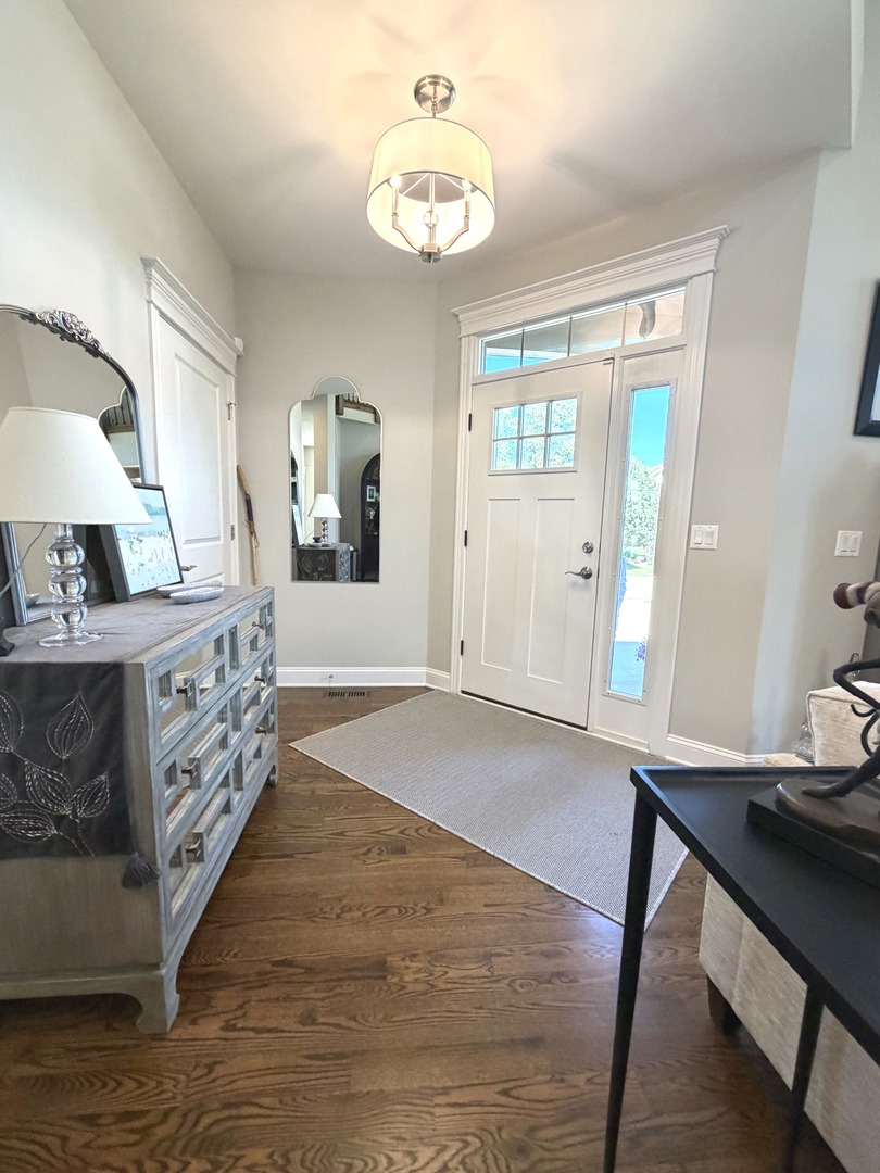9243 Cloister Court Property Photo 13