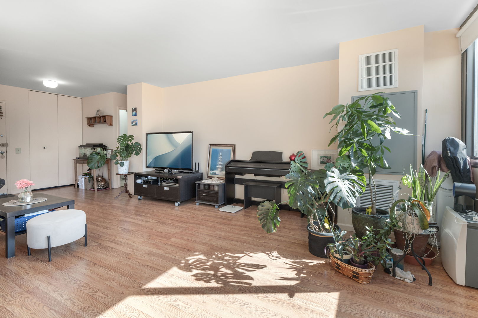 4800 S Lake Park Avenue 2102 Property Photo 10