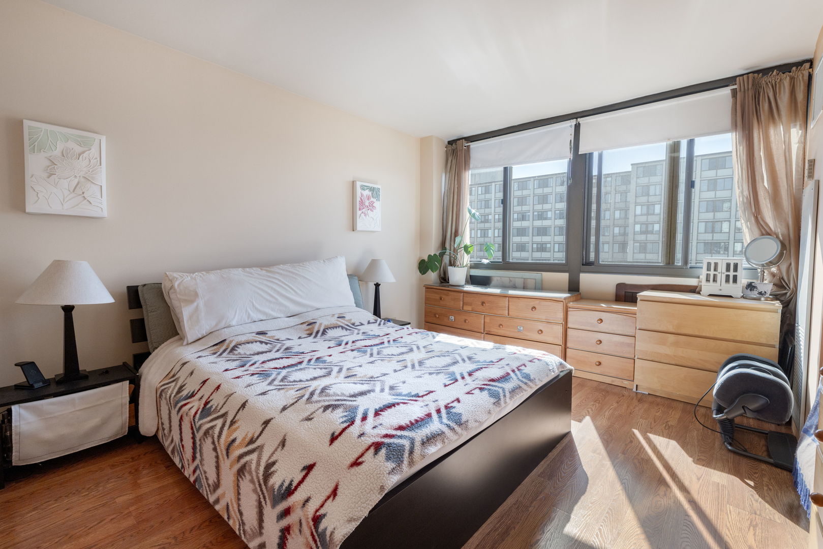 4800 S Lake Park Avenue 2102 Property Photo 19