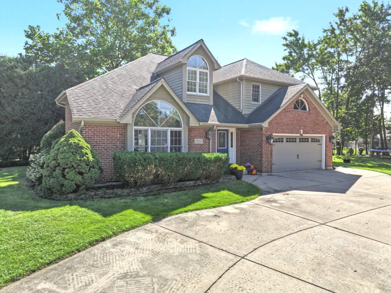 5937 Boundary Road Property Photo 2