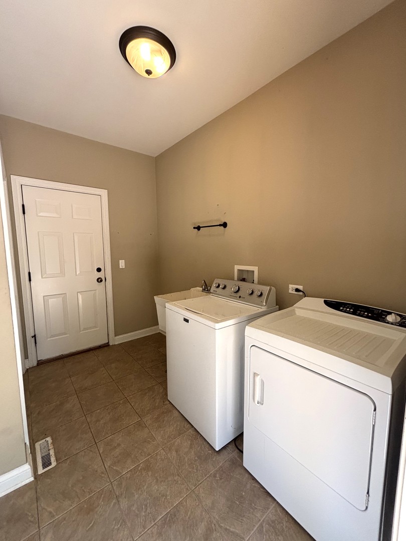 3601 Wetlands Drive Property Photo 17