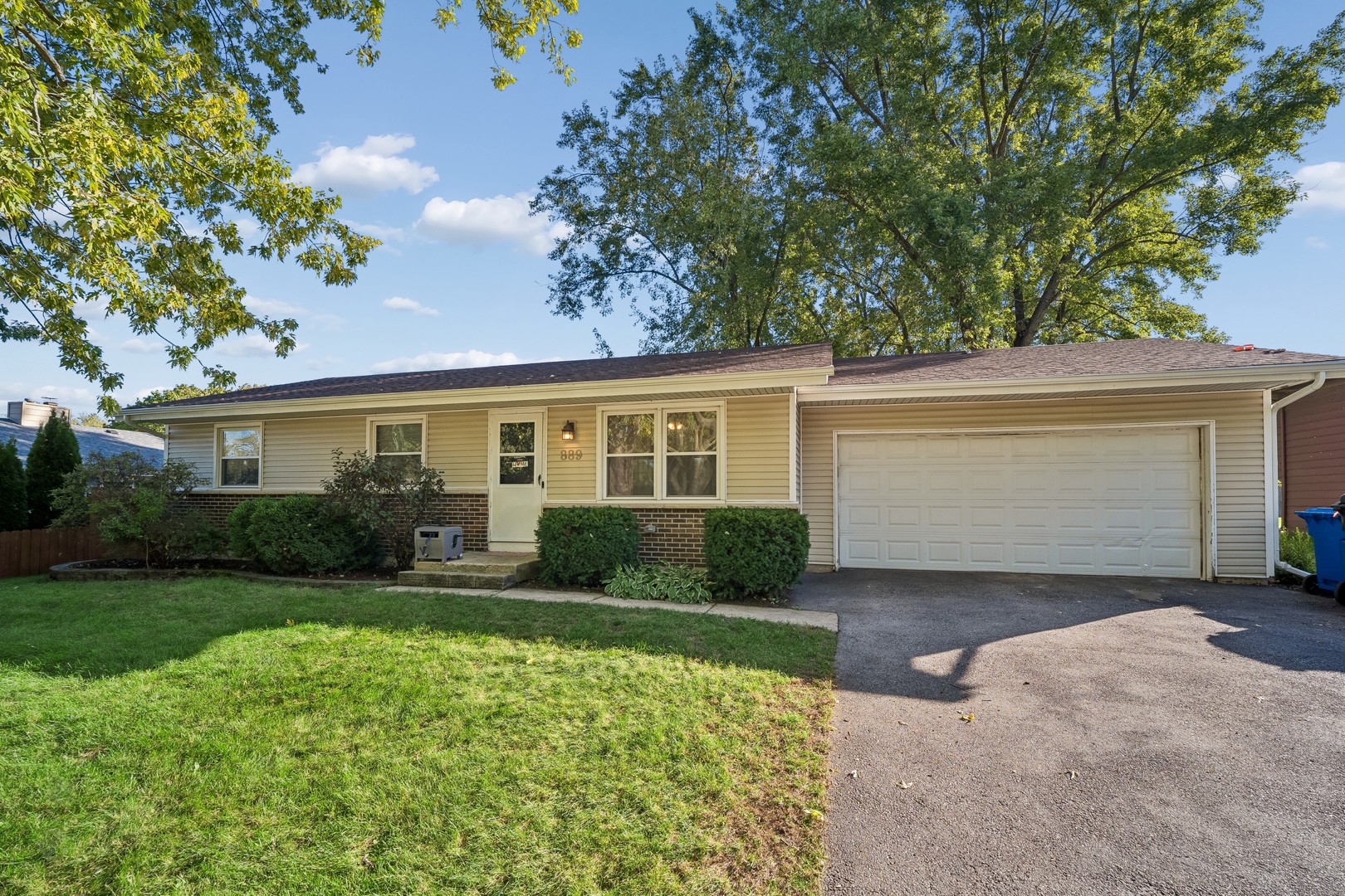 889 Kane Street Property Photo 1