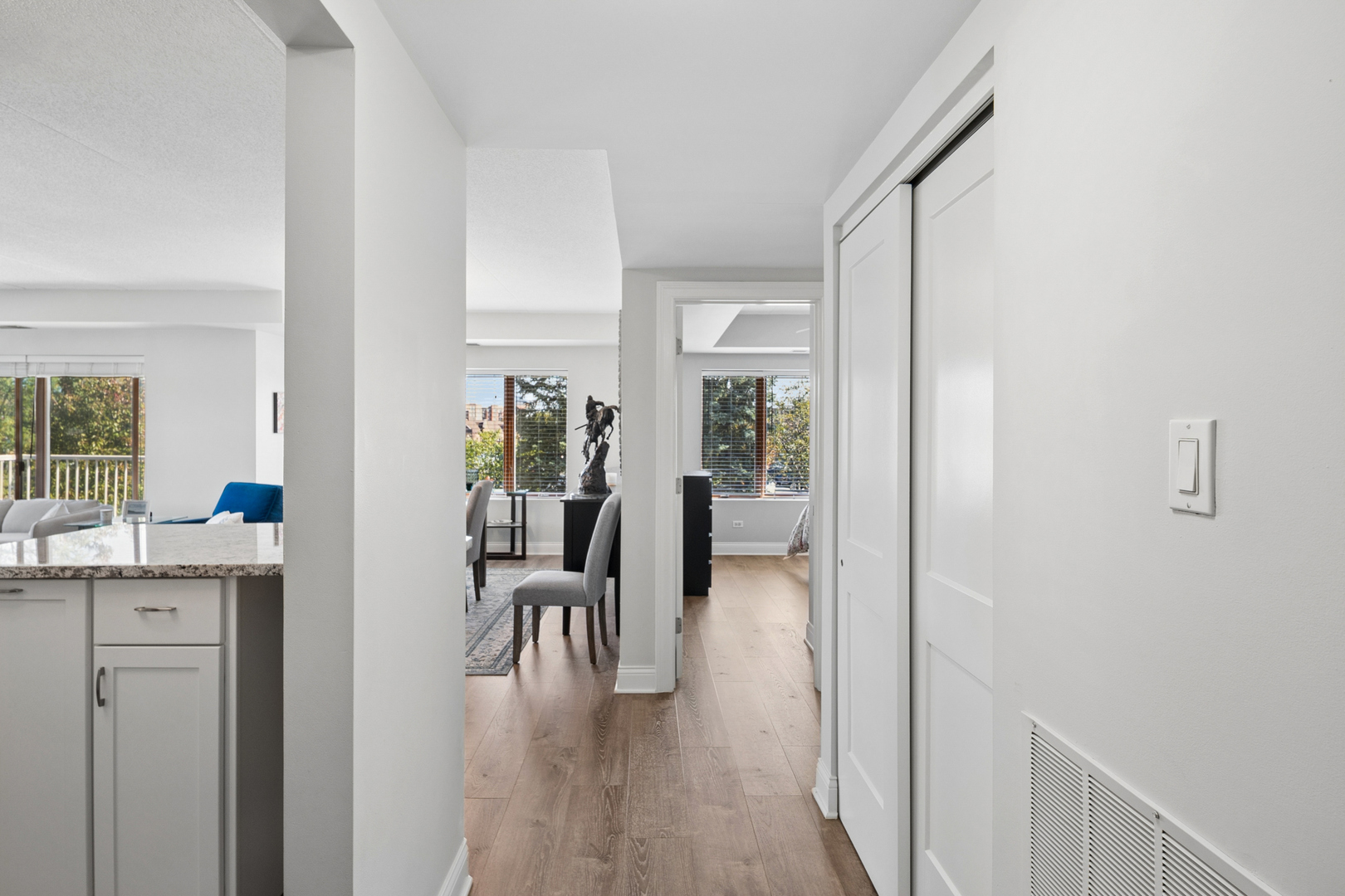 14 S Ashland Avenue 204 Property Photo 5