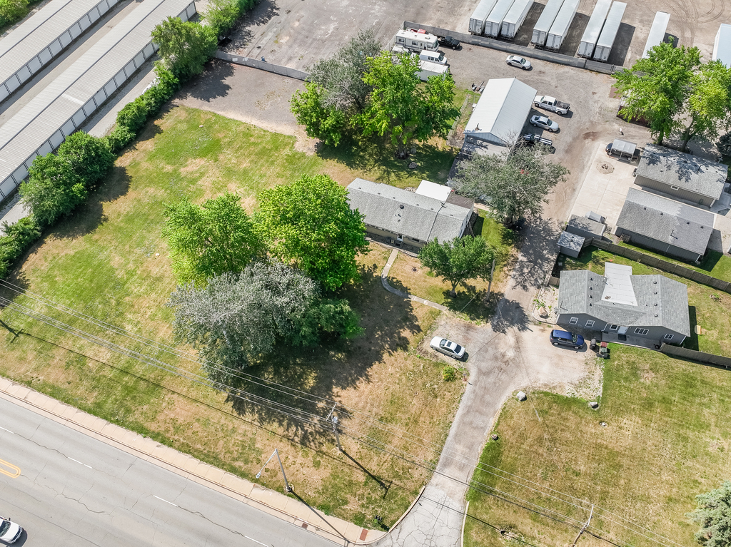 21 E Romeo Road Property Photo 2
