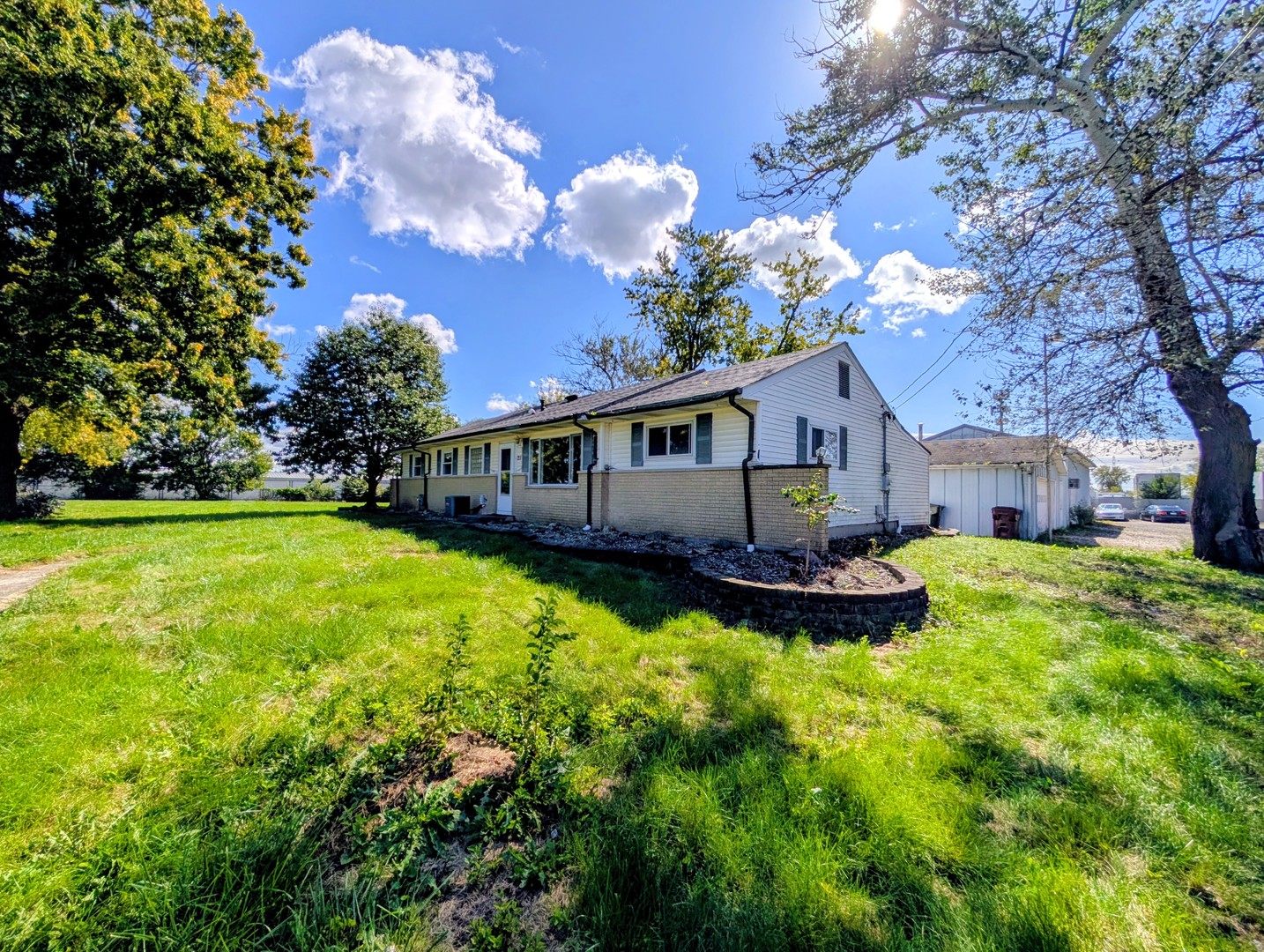 21 E Romeo Road Property Photo 25
