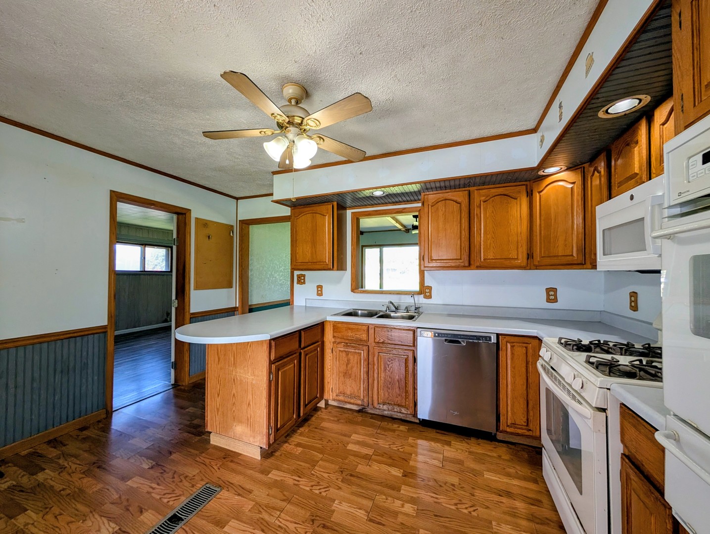 21 E Romeo Road Property Photo 33