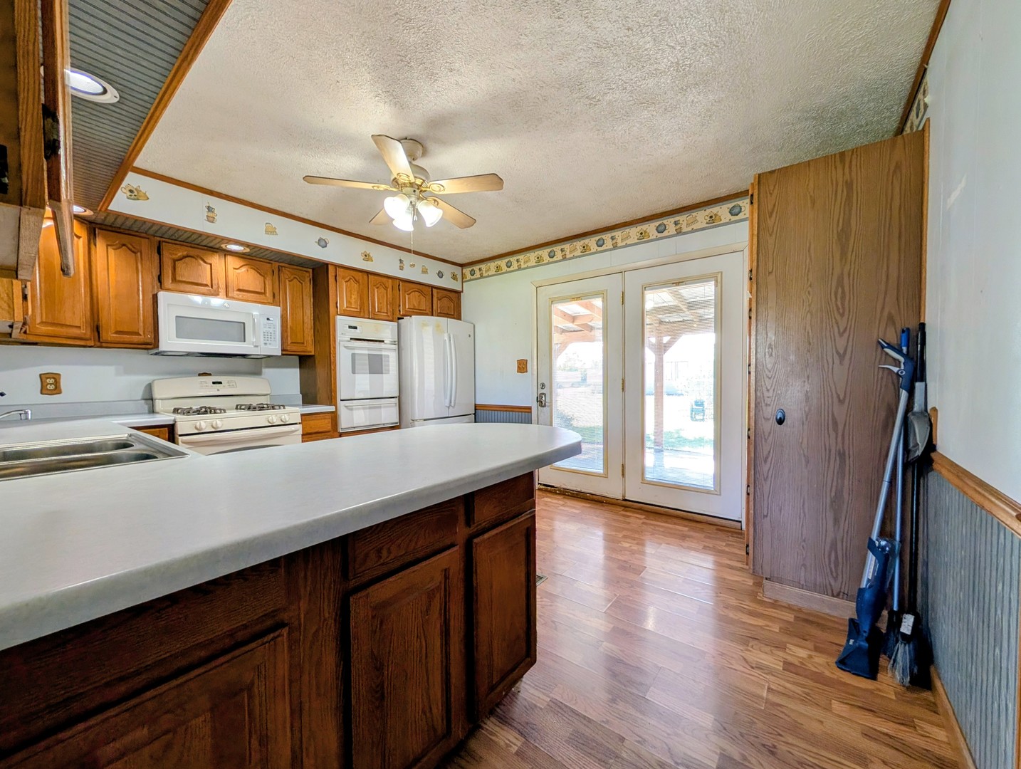 21 E Romeo Road Property Photo 34