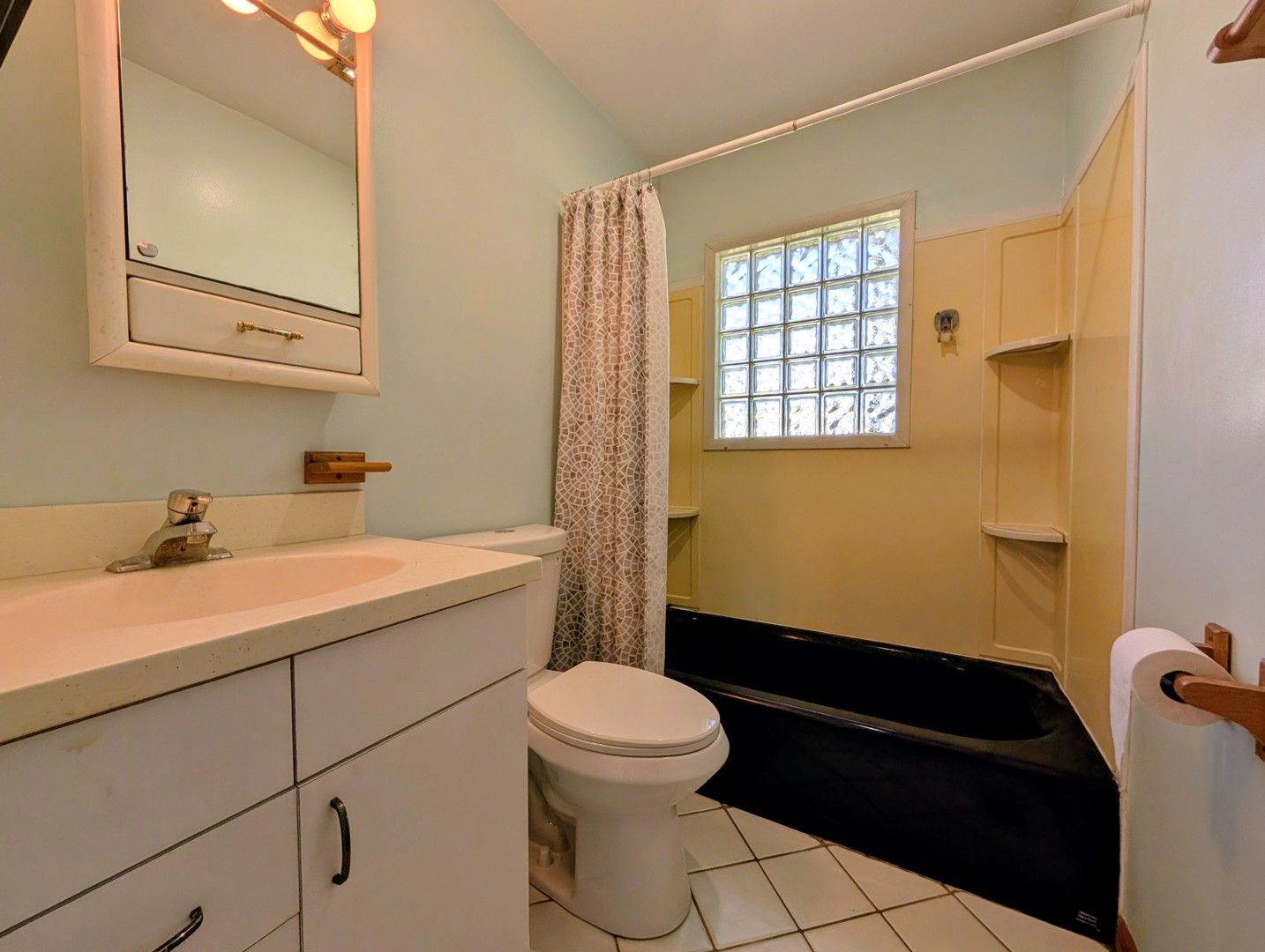 21 E Romeo Road Property Photo 43