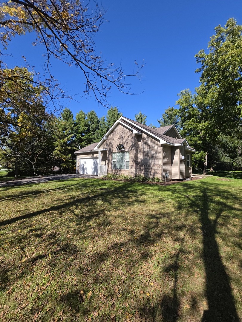 7108 Hillside Road Property Photo 2