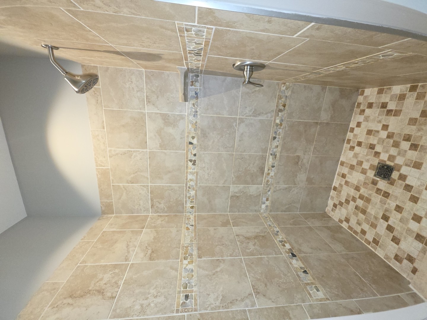 7108 Hillside Road Property Photo 24