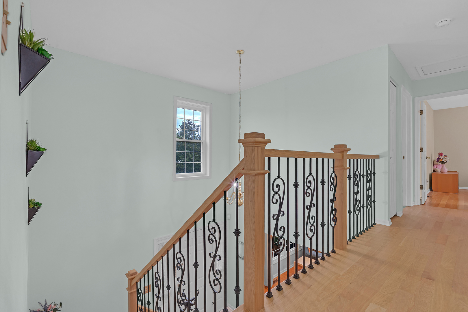320 E Fox Hill Drive Property Photo 16