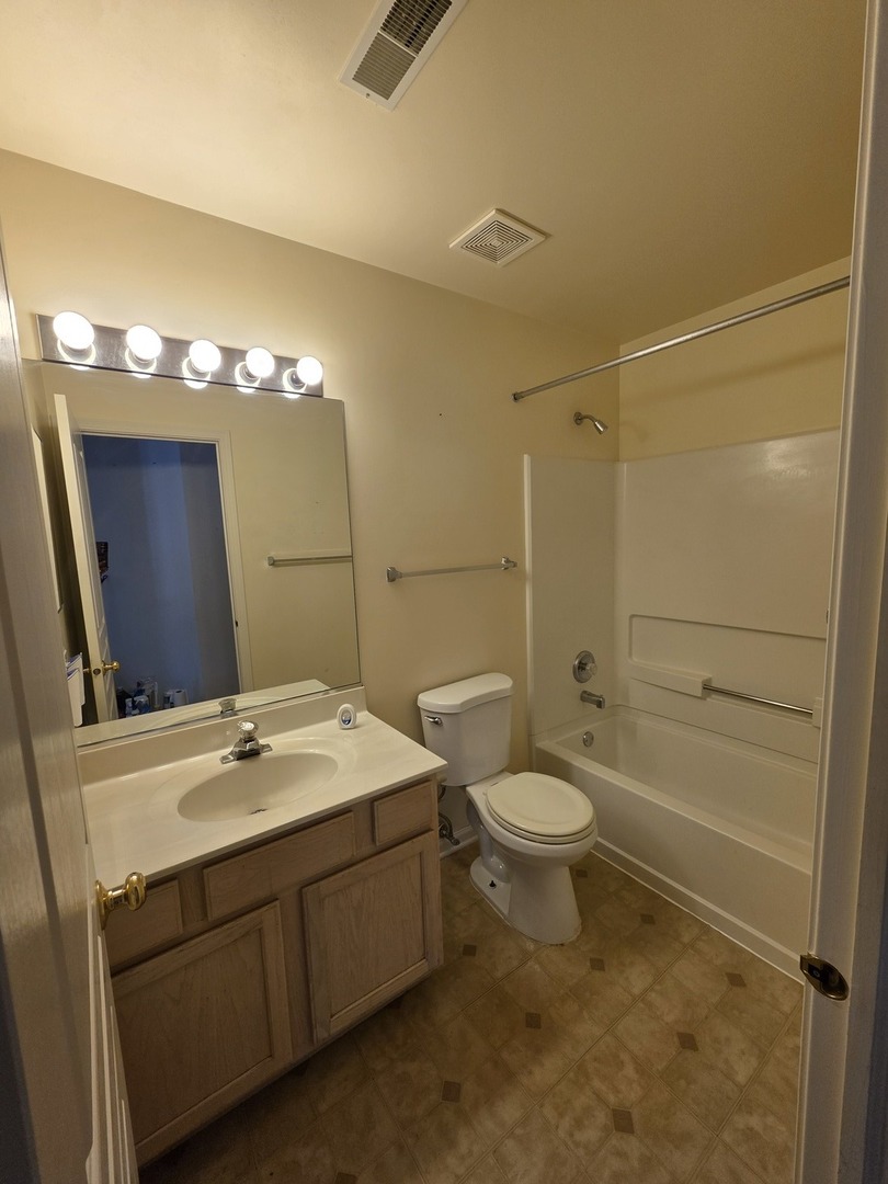 37 Arboretum Drive 1 Property Photo 12