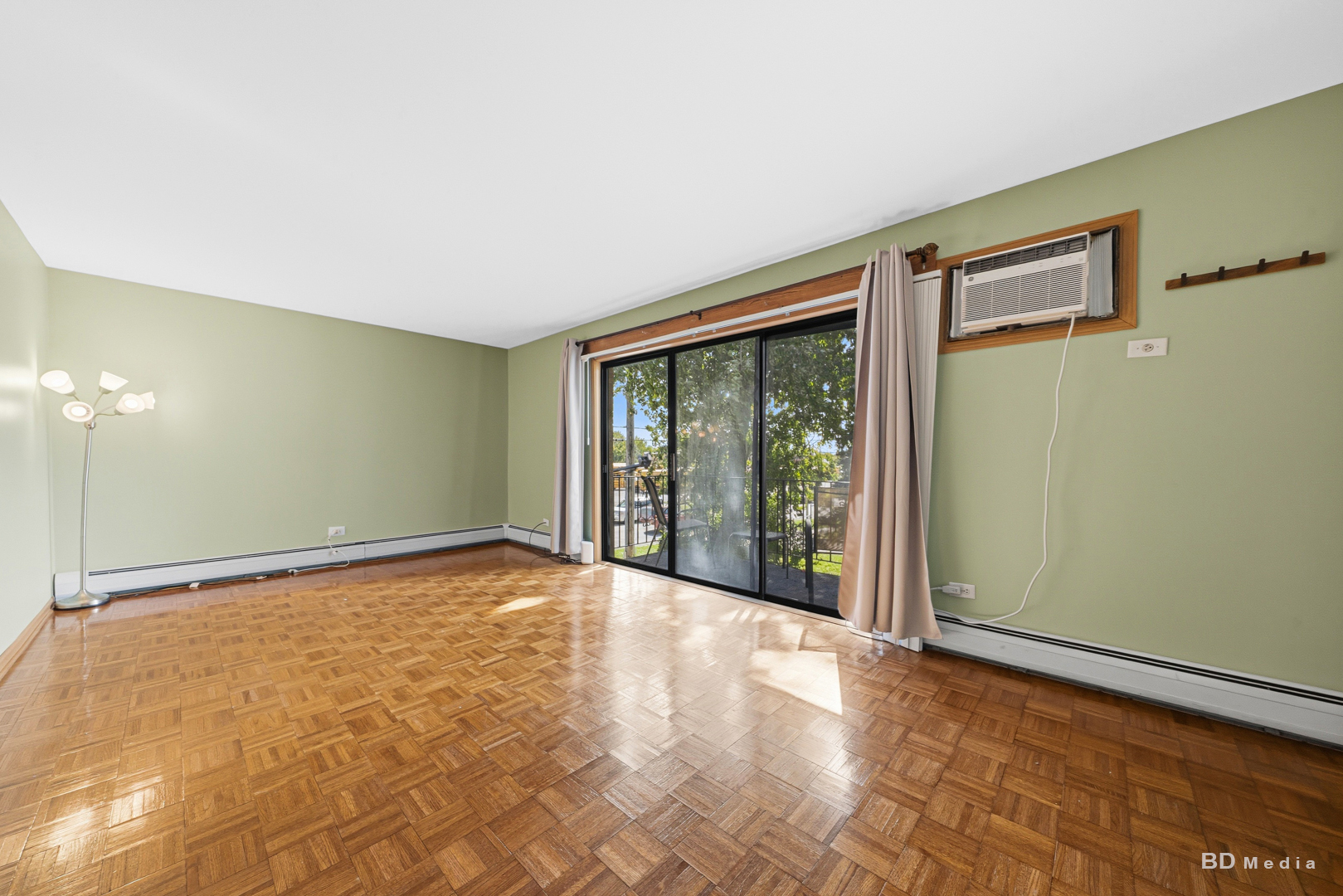9814 Sayre Avenue 204 Property Photo 4