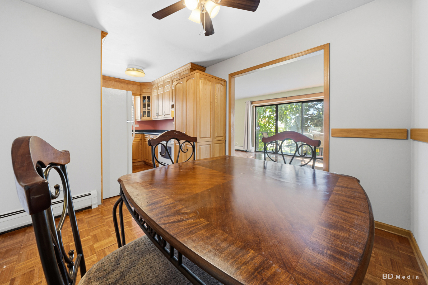9814 Sayre Avenue 204 Property Photo 6