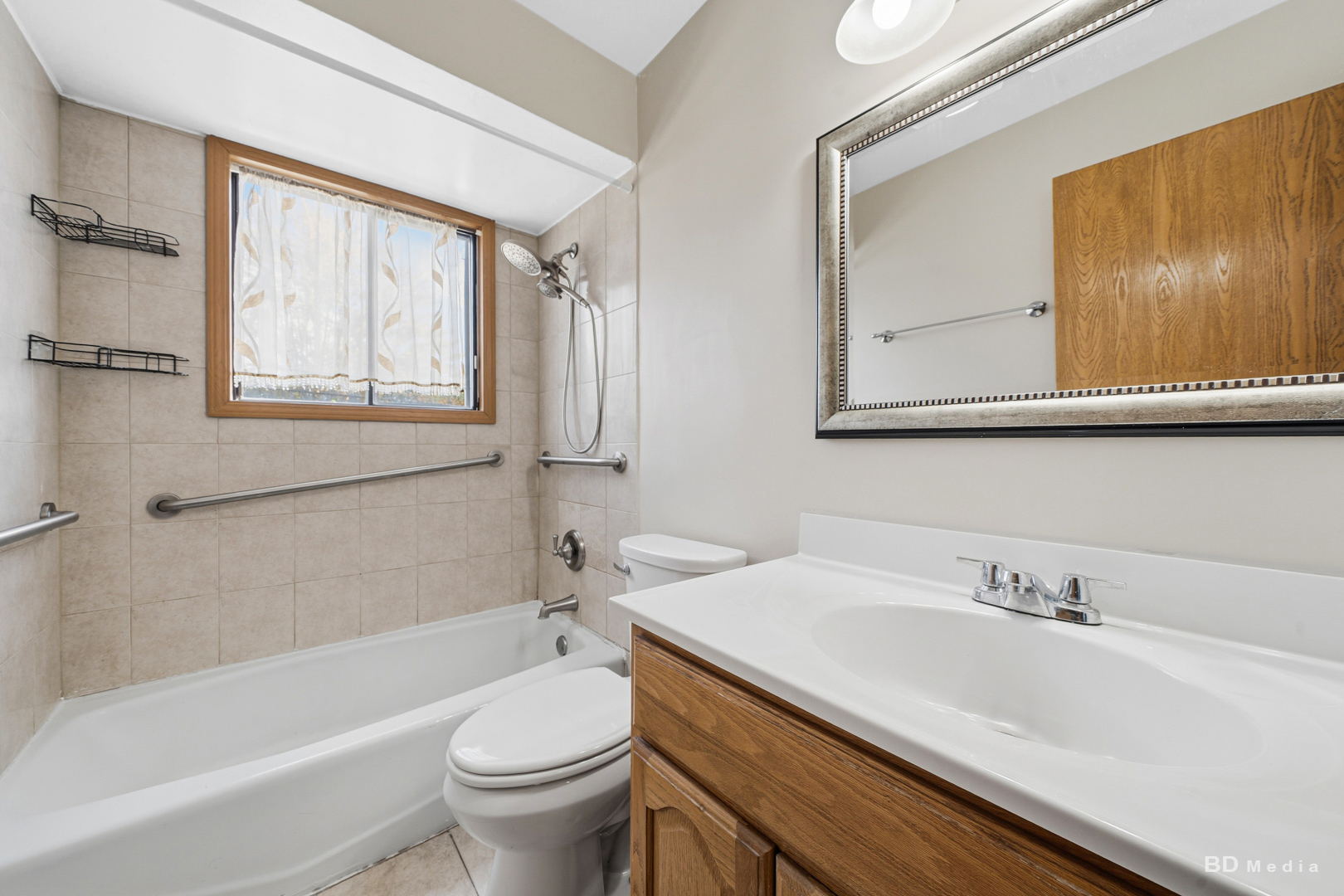 9814 Sayre Avenue 204 Property Photo 12