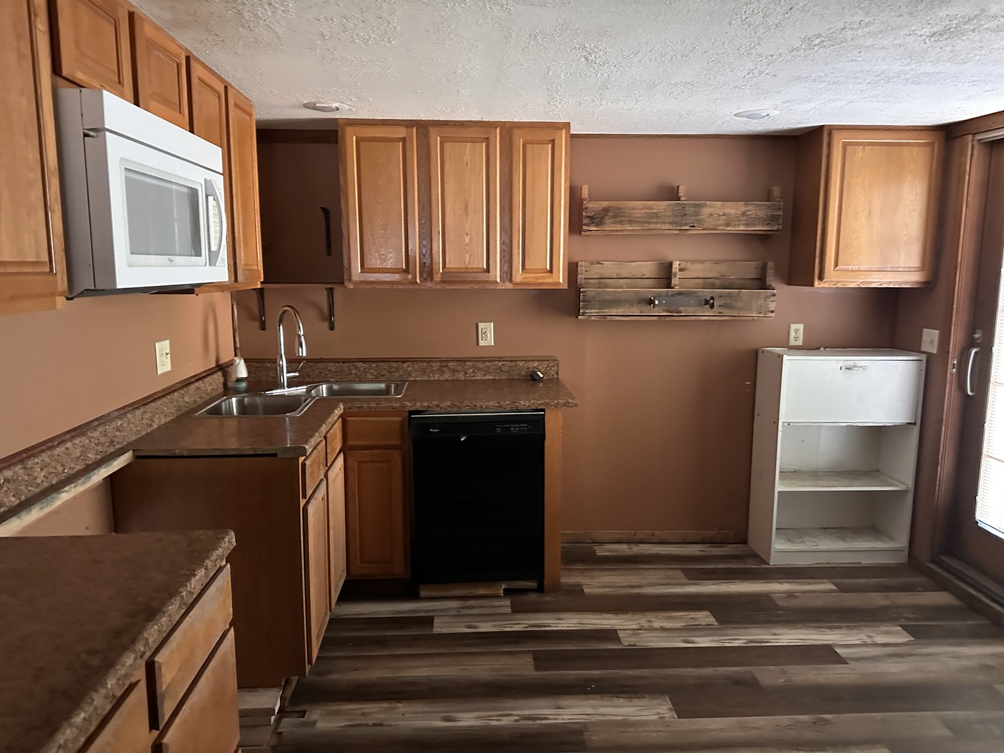 16 Turner Drive Property Photo 12